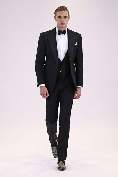 blazers 2019 custom made groom tuxedo solid suit peaked lapel men suits for business men wedding/prom suits (jacket+pant+vest+tie), White;black
blazers 2019 custom made groom tuxedo solid suit peaked lapel men suits for business men wedding/prom suits (jacket+pant+vest+tie), White;black