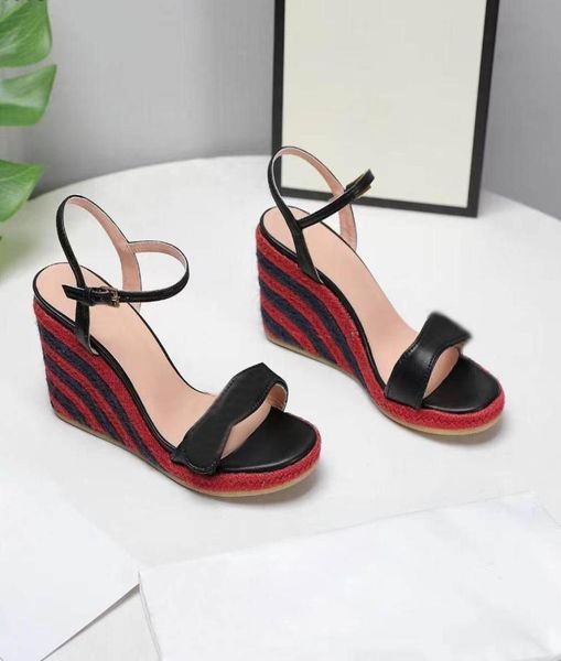 2021 sandals women slipper slides waterfront brown leather sandal womens high heels shoes 3541 with orange box and dust bag2865249, Black
2021 sandals women slipper slides waterfront brown leather sandal womens high heels shoes 3541 with orange box and dust bag2865249, Black