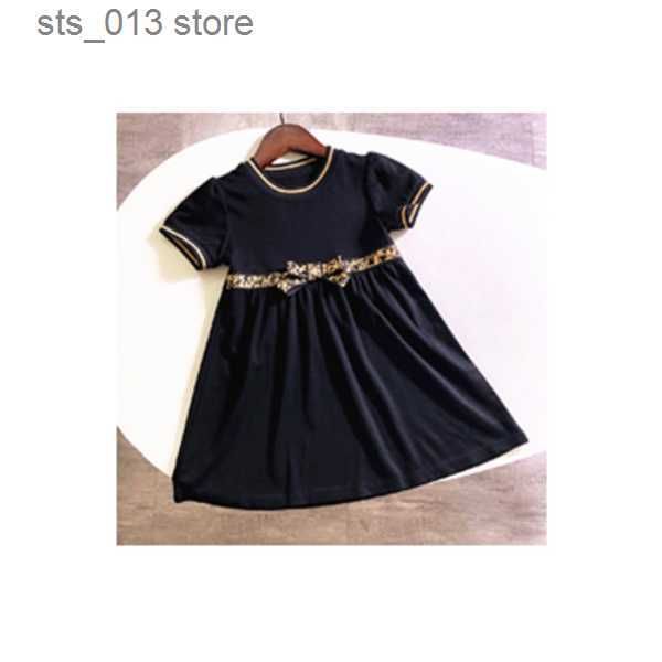 girl's dresses new 2021 summer fashion kids clothes girl dress stitching brand letter style short sleeve baby girl princess dress t2304, Red;yellow
girl's dresses new 2021 summer fashion kids clothes girl dress stitching brand letter style short sleeve baby girl princess dress t2304, Red;yellow