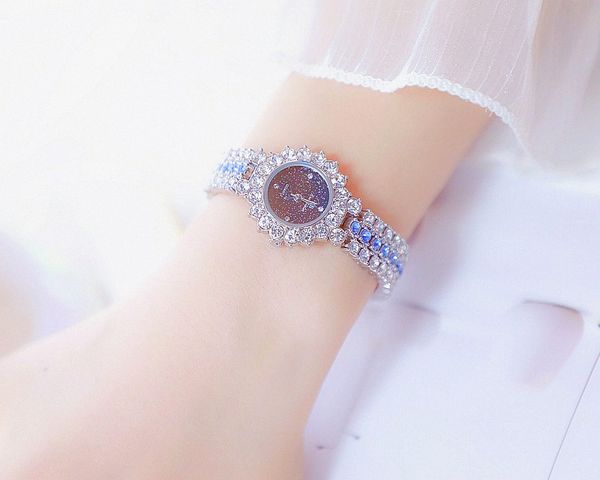 fashion dress lady watches quartz movement watches leather strap gold color case christmas present ing, Slivery;brown
fashion dress lady watches quartz movement watches leather strap gold color case christmas present ing, Slivery;brown