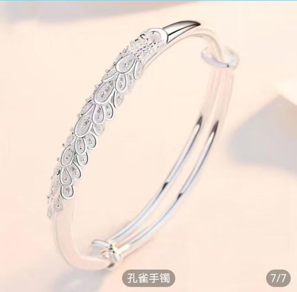 elegant bracelet necklace fashion man woman chain wedding bracelets necklaces special design jewelry quality, Golden;silver
elegant bracelet necklace fashion man woman chain wedding bracelets necklaces special design jewelry quality, Golden;silver