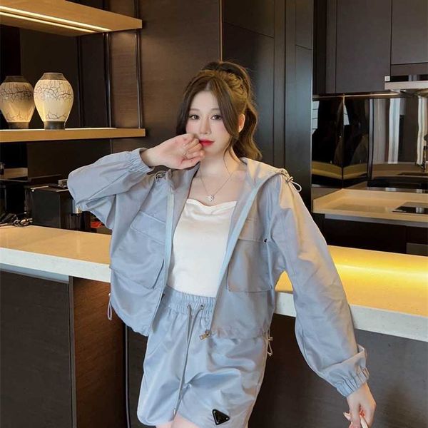family summer new fashion classic triangle casual sunscreen hooded coat+straight shorts set, White
family summer new fashion classic triangle casual sunscreen hooded coat+straight shorts set, White