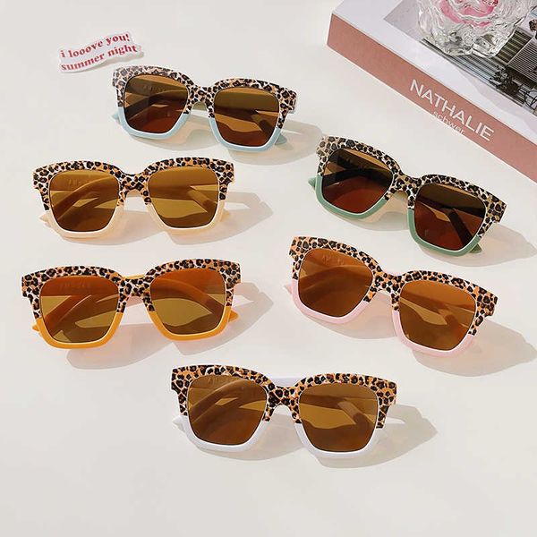 sunglasses crianas da moda do vintage leopardo dupla cor uv400 culos de sol menina ao ar livre proteo solar culos criana proteo para os olho, White;black
sunglasses crianas da moda do vintage leopardo dupla cor uv400 culos de sol menina ao ar livre proteo solar culos criana proteo para os olho, White;black