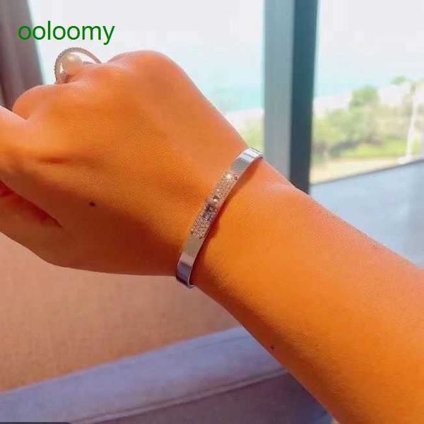 hemres designer bracelet gold bracelet for women button studded diamond opening bracelet for women's light luxury and small minority in, Black
hemres designer bracelet gold bracelet for women button studded diamond opening bracelet for women's light luxury and small minority in, Black