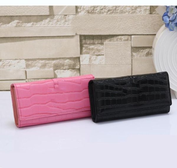 y purse long woman wallet pu cheque famous cardholder women card holders designer wome039s clutch bag coin purse leather wallet4014784, Red;black
y purse long woman wallet pu cheque famous cardholder women card holders designer wome039s clutch bag coin purse leather wallet4014784, Red;black