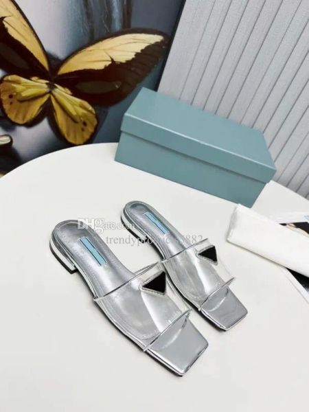 Slippers transparent solid color flat heels genuine leather sole for added comfort when worn on the outside square toe, Red
Slippers transparent solid color flat heels genuine leather sole for added comfort when worn on the outside square toe, Red