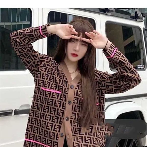 26% off celebrity same european station vintage color block letter sweater women's autumn style slim knitted cardigan, White;black
26% off celebrity same european station vintage color block letter sweater women's autumn style slim knitted cardigan, White;black