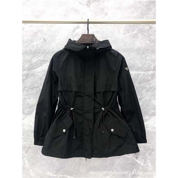 30% off family spring/summer new hooded loose and simple fashion windproof sun protection lazy coat, Black
30% off family spring/summer new hooded loose and simple fashion windproof sun protection lazy coat, Black