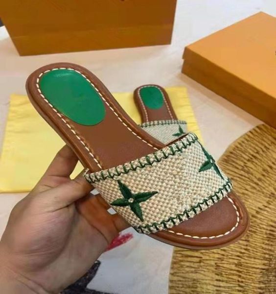 2022 fashion slide sandals slippers for men women with original box designer beach flip flops slipper eru 36169505, Black
2022 fashion slide sandals slippers for men women with original box designer beach flip flops slipper eru 36169505, Black