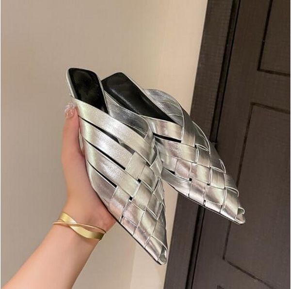 white black silver half slipper women flat heel plaid weave muller shoes spring summer lady slides outdoor leisure shoes
white black silver half slipper women flat heel plaid weave muller shoes spring summer lady slides outdoor leisure shoes