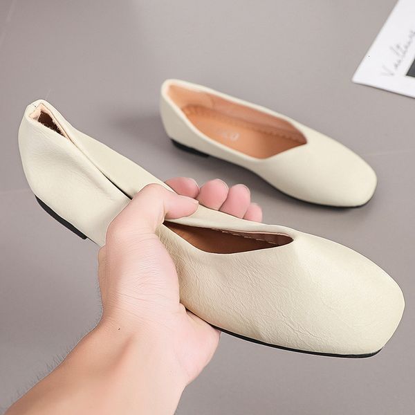 dress shoes doratasia big size 3543 ladies solid loafers fashion slipon low heel's flats 2023 casual comfy light woman 230421, Black
dress shoes doratasia big size 3543 ladies solid loafers fashion slipon low heel's flats 2023 casual comfy light woman 230421, Black