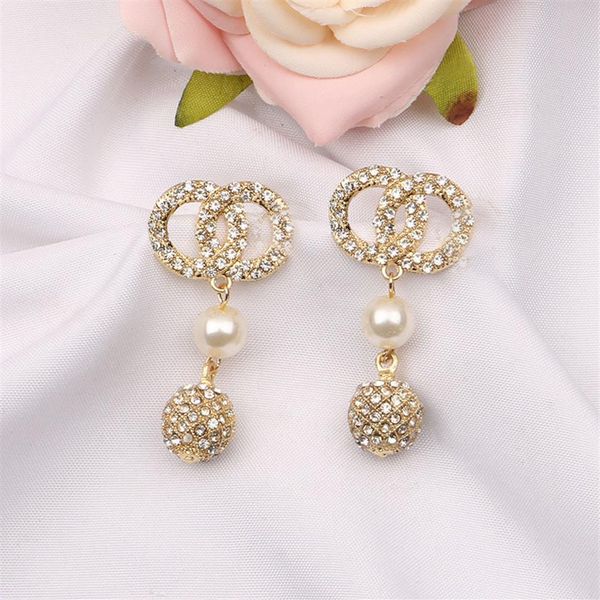 18k gold plated luxury brand designers double letters stud clip eardrop round ball geometric famous women crystal rhinestone metal256s, Golden;silver
18k gold plated luxury brand designers double letters stud clip eardrop round ball geometric famous women crystal rhinestone metal256s, Golden;silver