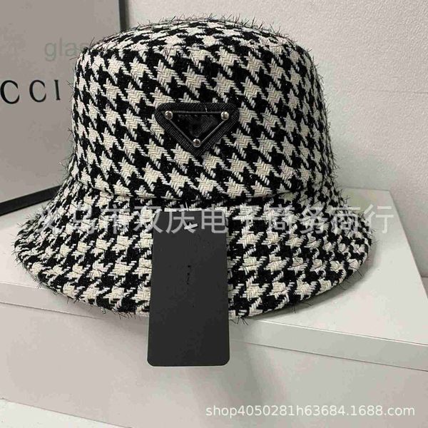 cloches designer new thousand bird lattice fisherman hat fashion inverted triangle warm basin leisure autumn and winter triangle l34n, Blue;gray
cloches designer new thousand bird lattice fisherman hat fashion inverted triangle warm basin leisure autumn and winter triangle l34n, Blue;gray