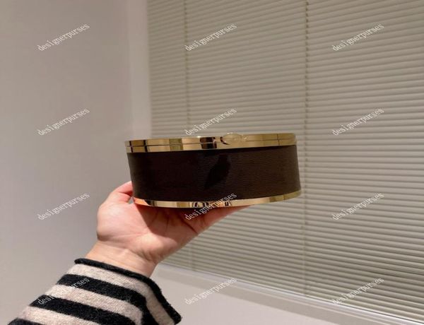 tz classic brown flower jewelry box fashion luxury leather makeup box with mirror ear clip ring necklace storage display box women2752890
tz classic brown flower jewelry box fashion luxury leather makeup box with mirror ear clip ring necklace storage display box women2752890