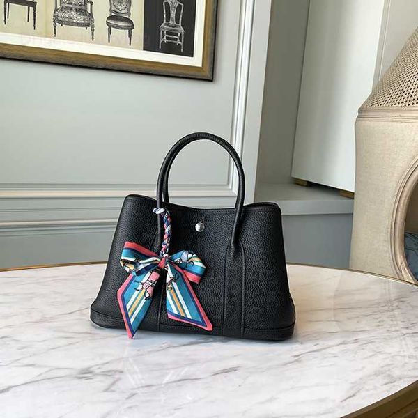 designer herbag garden party evening new garden fashion first layer cowhide versatile large capacity women's hand pure leather tote bag
designer herbag garden party evening new garden fashion first layer cowhide versatile large capacity women's hand pure leather tote bag