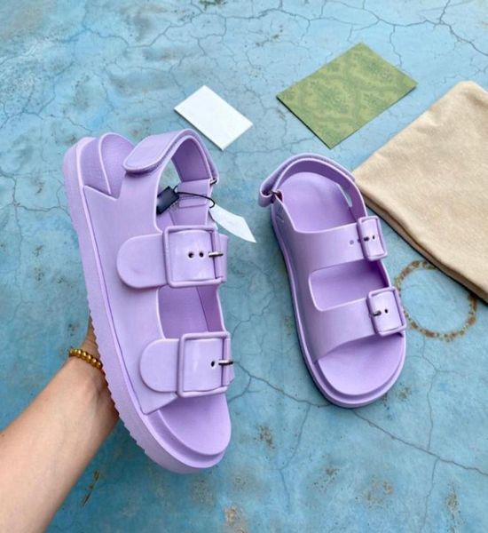 2021 r luxury women jelly straps buckle sandals fashion summer ladies flats beach slippers lastest woman thick bottom c8702203, Black
2021 r luxury women jelly straps buckle sandals fashion summer ladies flats beach slippers lastest woman thick bottom c8702203, Black