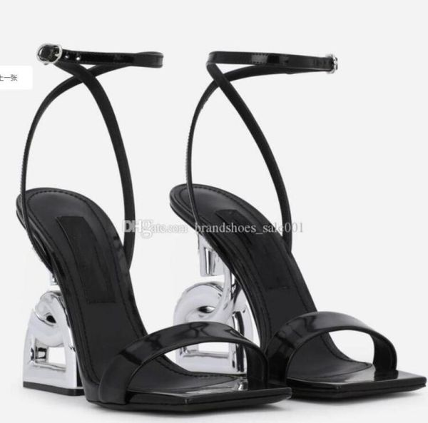 summer luxury brands patent leather sandals shoes pop heel silverplated carbon black white pumps gladiator sandalias with box1054158
summer luxury brands patent leather sandals shoes pop heel silverplated carbon black white pumps gladiator sandalias with box1054158