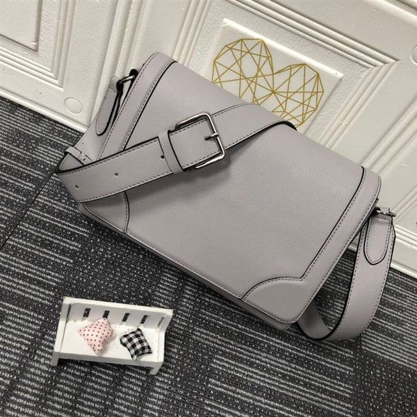 2021 spring and autumn new men's boy briefcase one shoulder bag street shopping cross-body black white gray fashion 296d
2021 spring and autumn new men's boy briefcase one shoulder bag street shopping cross-body black white gray fashion 296d