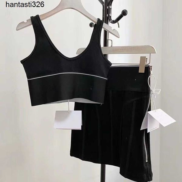summer women's tracksuits two piece dress designer yoga suit tank cotton stretch cropped fitness bra mini skirts tanks wang shorts ten, Black;gray
summer women's tracksuits two piece dress designer yoga suit tank cotton stretch cropped fitness bra mini skirts tanks wang shorts ten, Black;gray