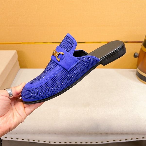 high-quality boots in three colors with fashionable casual shoes imported first-layer cowhide soft sheepskin lining the latest slippers are, Black
high-quality boots in three colors with fashionable casual shoes imported first-layer cowhide soft sheepskin lining the latest slippers are, Black
