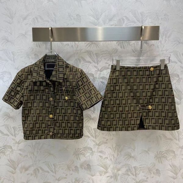 women's two piece dress designer set suit skirt classic full letters print tracksuits luxury designer woman jacket fashion summer cool, White
women's two piece dress designer set suit skirt classic full letters print tracksuits luxury designer woman jacket fashion summer cool, White