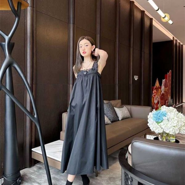 family summer chest triangle decorative lace panel side pockets black sleeveless strap dress, Black;gray
family summer chest triangle decorative lace panel side pockets black sleeveless strap dress, Black;gray