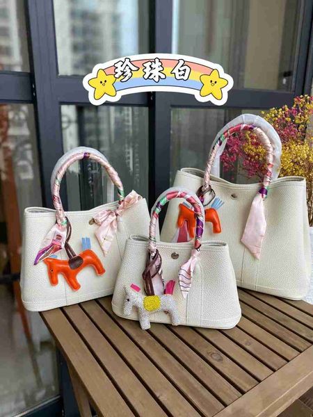 designer herbag garden party evening lichee grain layer cow garden 2023 large capacity mommy fashion leather women's handbag yv25
designer herbag garden party evening lichee grain layer cow garden 2023 large capacity mommy fashion leather women's handbag yv25