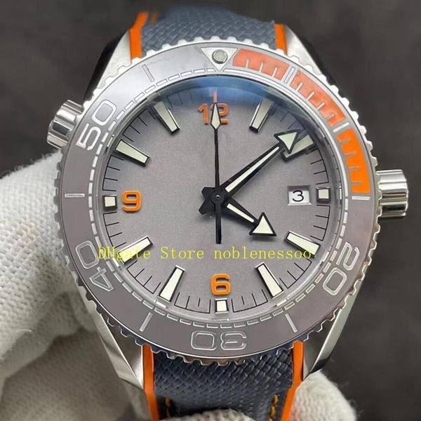 2 style real po om factory 8900 movement men automatic watch men's 43 5mm 600m grey dial ceramic bezel rubber bracelet eta2978, Slivery;brown
2 style real po om factory 8900 movement men automatic watch men's 43 5mm 600m grey dial ceramic bezel rubber bracelet eta2978, Slivery;brown