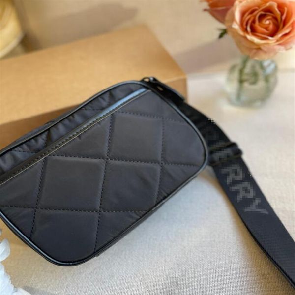 2023 designer black messenger bag men's nylon camera bag fashion men's and women's shoulder bag size 2294q
2023 designer black messenger bag men's nylon camera bag fashion men's and women's shoulder bag size 2294q