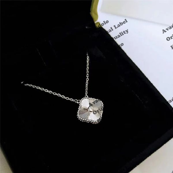 van necklace designer necklace leaf clover necklaces 15mm 18k plated gold necklaces pendants jewelry designer for women girls link chain wom, Golden;silver
van necklace designer necklace leaf clover necklaces 15mm 18k plated gold necklaces pendants jewelry designer for women girls link chain wom, Golden;silver