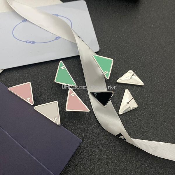 Designer Top Quality Triangle Letter Stud Earring with Stamp Fashion Jewelry Accessories for Gift Party 4 Colors
Designer Top Quality Triangle Letter Stud Earring with Stamp Fashion Jewelry Accessories for Gift Party 4 Colors