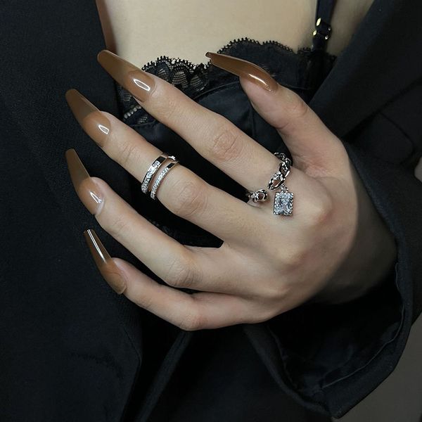 niche design unique engagement rings high-grade chain sparkle diamond zircon ring female students french ins cool wind geometric opening rin, Silver
niche design unique engagement rings high-grade chain sparkle diamond zircon ring female students french ins cool wind geometric opening rin, Silver