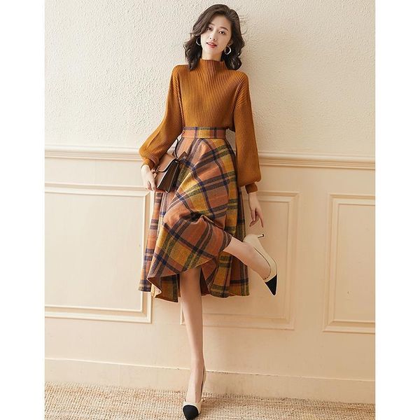 dress women 2022 winter elegant 2 piece set female long sleeve knitted sweater + high waist aline skirt suit ladies casual sets d231, White
dress women 2022 winter elegant 2 piece set female long sleeve knitted sweater + high waist aline skirt suit ladies casual sets d231, White