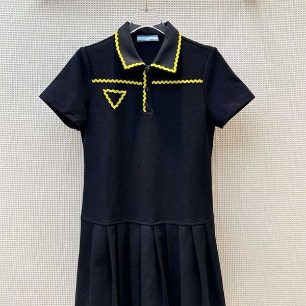 32% off summer new versatile polo collar sleeve dress family triangle academy style age reducing pleated short skirt, Black;gray
32% off summer new versatile polo collar sleeve dress family triangle academy style age reducing pleated short skirt, Black;gray