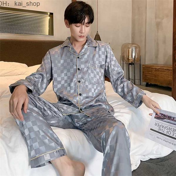 men's sleepwear pajamas spring autumn ice silk long sleeved pants cardigan home fur summer thin korean plus size set1, Black;brown
men's sleepwear pajamas spring autumn ice silk long sleeved pants cardigan home fur summer thin korean plus size set1, Black;brown