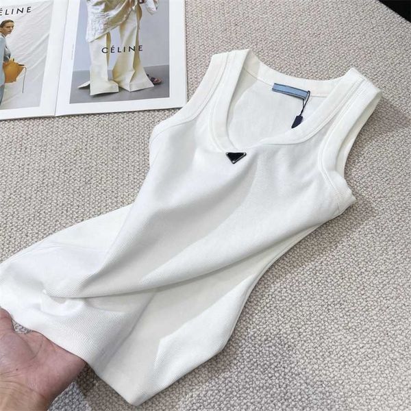 34% off family's simple triangle covered double breast tank for women's summer new versatile elastic tight inner and outer wear to, White
34% off family's simple triangle covered double breast tank for women's summer new versatile elastic tight inner and outer wear to, White
