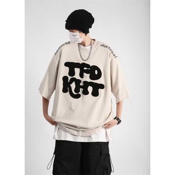 fashion hiphop creative letter towel embroidered short men's summer pure cotton loose half sleeved t-shirt, White;black
fashion hiphop creative letter towel embroidered short men's summer pure cotton loose half sleeved t-shirt, White;black