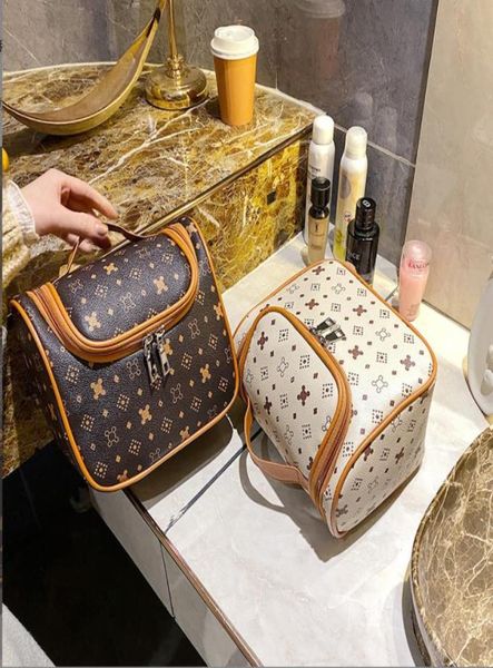 fashion cosmetic bags cases portable hook up makeup bag largecapacity handbags multicolor travel carrying4925478
fashion cosmetic bags cases portable hook up makeup bag largecapacity handbags multicolor travel carrying4925478