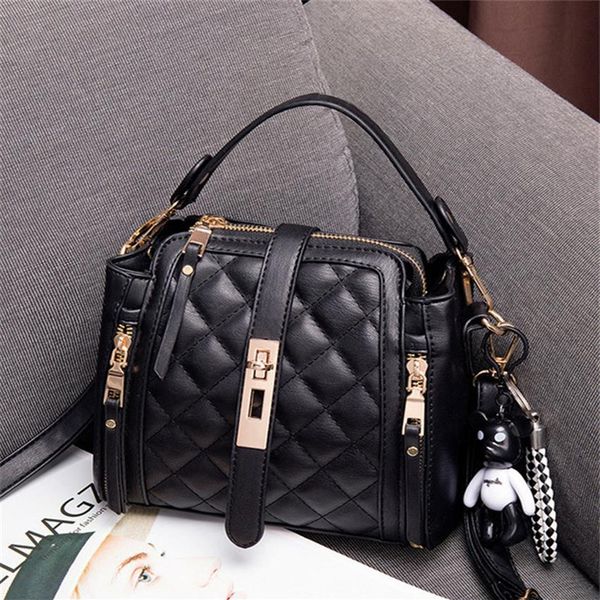 luxury brand handbags 2021 fashion simple square bag quality pu leather women's designer handbag lock shoulder messenger bags3173
luxury brand handbags 2021 fashion simple square bag quality pu leather women's designer handbag lock shoulder messenger bags3173
