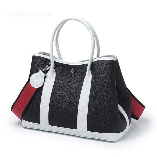 designer herbag garden party evening large capacity cowhide women's with single shoulder and diagonal span simple hand leather shopping
designer herbag garden party evening large capacity cowhide women's with single shoulder and diagonal span simple hand leather shopping