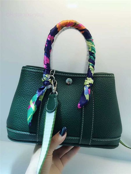 designer herbag garden party evening new popular women's garden canvas belt portable one shoulder messenger cowhide bag ql1n
designer herbag garden party evening new popular women's garden canvas belt portable one shoulder messenger cowhide bag ql1n