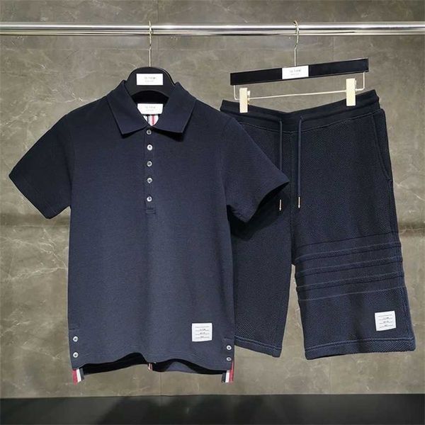 30% off european station summer trendy crowd design couple short sleeve t-shirt paired with two piece set of 5/4 loose shorts, Gray
30% off european station summer trendy crowd design couple short sleeve t-shirt paired with two piece set of 5/4 loose shorts, Gray