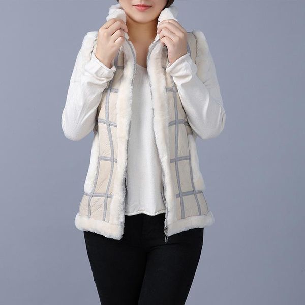 vests 2022 women's new sheepskin stitching fur vest fashion stitching thick warm stand collar vest, Black;white
vests 2022 women's new sheepskin stitching fur vest fashion stitching thick warm stand collar vest, Black;white