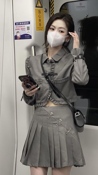 dress gray blazer women mini pleated skirt 2piece autumn new chinese fungus edge chic short coat asymmetric solid skirts female suits, White
dress gray blazer women mini pleated skirt 2piece autumn new chinese fungus edge chic short coat asymmetric solid skirts female suits, White