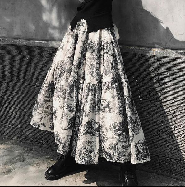 capris spring summer women's runway fashion print long skirt female autumn winter high waist vintage heavy weight skirt tb908, Black;white
capris spring summer women's runway fashion print long skirt female autumn winter high waist vintage heavy weight skirt tb908, Black;white