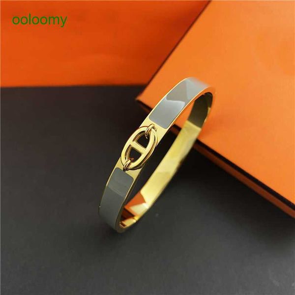 hemrres designer bracelet gold bracelet for women h pig nose bracelet home new ligt luxury 2023 autumnwinter color hig grade drip glue card, Black
hemrres designer bracelet gold bracelet for women h pig nose bracelet home new ligt luxury 2023 autumnwinter color hig grade drip glue card, Black