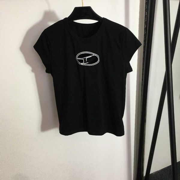 23ss womens designer clothing tee womens t-shirt round neck pure cotton chest logo embroidery hollowed out short sleeve slim t-shirt womens, White
23ss womens designer clothing tee womens t-shirt round neck pure cotton chest logo embroidery hollowed out short sleeve slim t-shirt womens, White