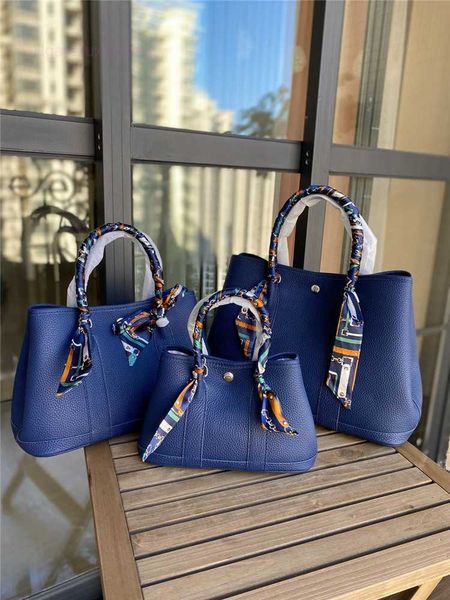 designer herbag garden party evening new popular women's garden canvas belt portable one shoulder messenger cowhide bag 59vy
designer herbag garden party evening new popular women's garden canvas belt portable one shoulder messenger cowhide bag 59vy