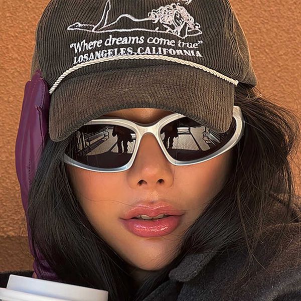 sunglasses new luxury y2k women sunglasses men's driving shades sun glasses vintage travel fishing classic sun glasses uv400 eyewear j2, White;black
sunglasses new luxury y2k women sunglasses men's driving shades sun glasses vintage travel fishing classic sun glasses uv400 eyewear j2, White;black