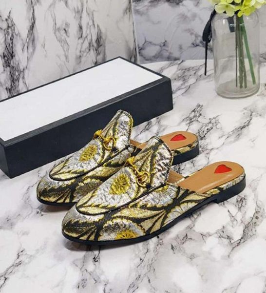 2021 100 leather men slippers soft cowhide lazy women shoes metal buckle beach slippers mules princetown classic lady slippers wi7645104, Black
2021 100 leather men slippers soft cowhide lazy women shoes metal buckle beach slippers mules princetown classic lady slippers wi7645104, Black